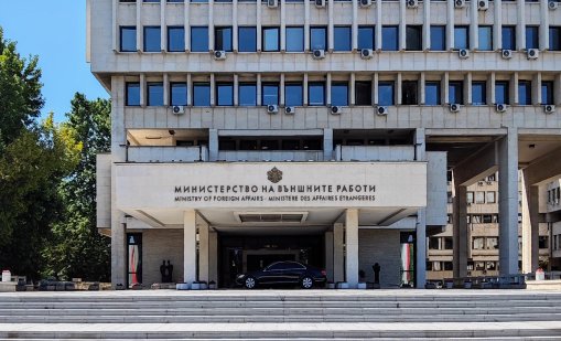 МВнР: Въздушният транспорт от ЕС до ОАЕ остава несигурен