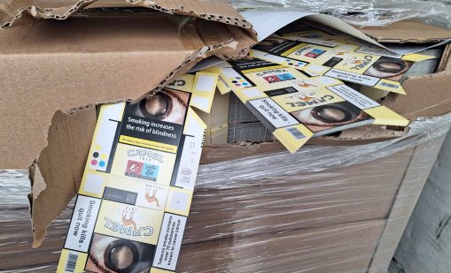 Митничари хванаха над 20 т заготовки за цигарени кутии при Видин