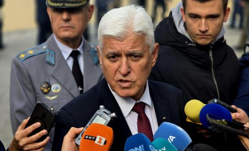 Министерство на отбраната за самолета "Посейдон": Ще остане колкото е необходимо
