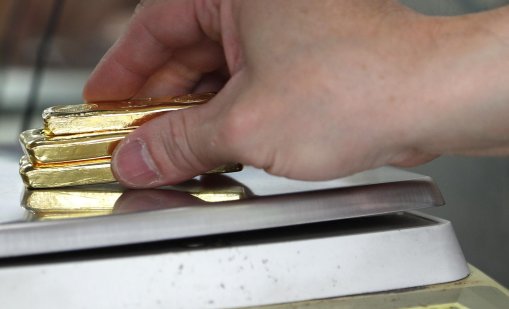 Осака получи анонимно дарение от 21 кг златни кюлчета за ремонт на водопроводи