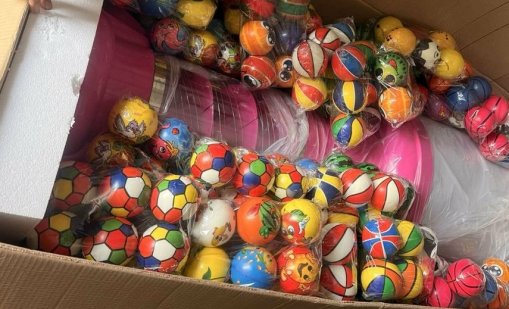 Митничари откриха близо 33 700 контрабандни стоки в контейнери от Китай