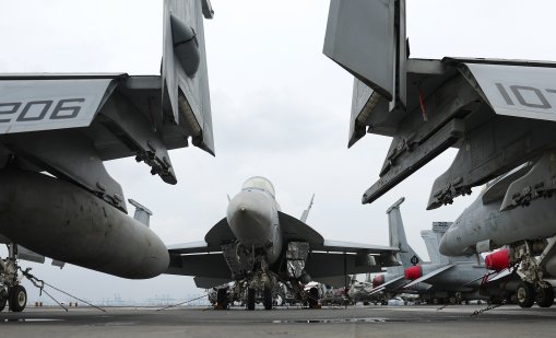 Финландски изтребител F/A-18 Hornet се разби
