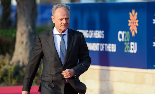 Туск поставя под въпрос лоялността на САЩ към НАТО