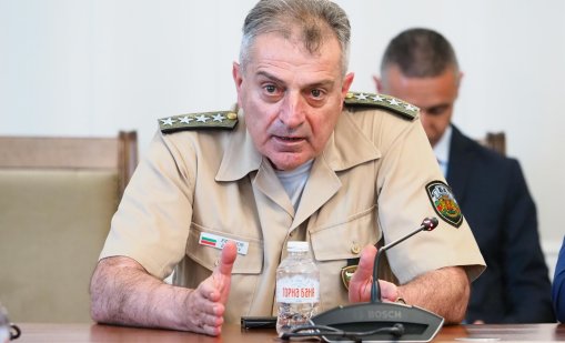 Адмирал Емил Ефтимов: Подкрепяме отделянето на 5% от БВП за отбрана 