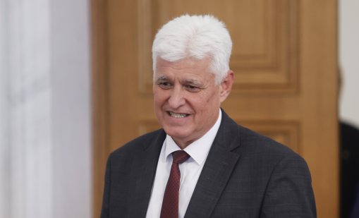 Стоянов представи пред НАТО идея за военноморски център във Варна