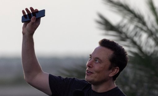 Мъск за AI: Може да ни направи проспериращи, но и да ни убие като Терминатор