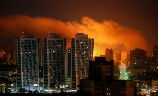 Руски дронове атакуваха украинската столица, до трима ранени