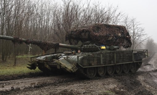 Русия залага на модернизацията на Т-72 при разширяване на производството на бронетехника