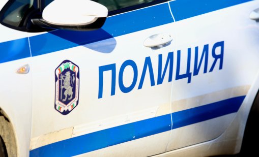 Задържаха мъж и жена, опитали да вкарат фалшиви евро в обращение 