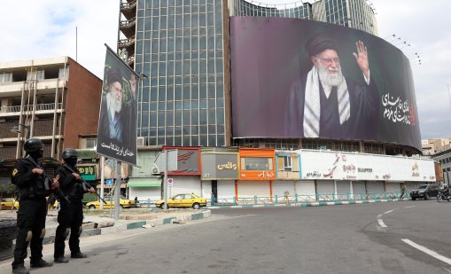 МВнР за кризата в Близкия изток: Българите да останат на защитени места