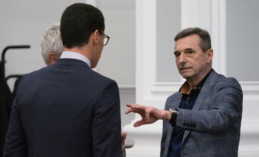 Манолов: Не вярвам, че търговските вериги изведнъж са станали благотворителни дружества