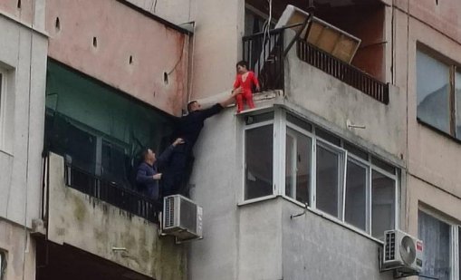 Приемно семейство е готово да се грижи за двете деца от Ямбол