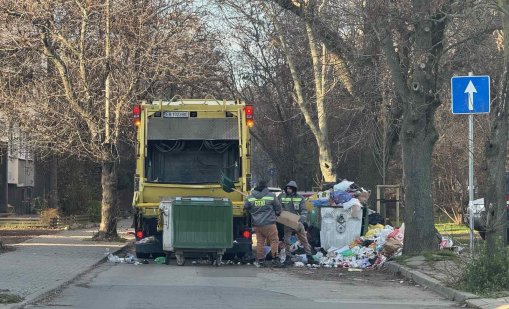 КЗК потвърди 4 от решенията на СО за боклука и върна една