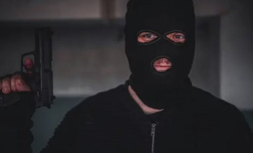 Обраха банка посред бял ден в Загреб
