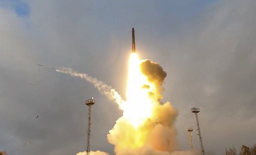 Великобритания праща на Украйна ракети с голям обсег за удари по руски цели