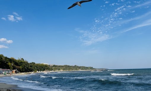 Слънцето се връща утре, морската вода вече е 20&deg;