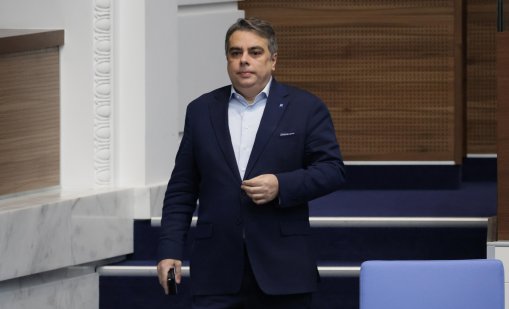 Асен Василев: Предложените промени няма да доведат до понижение на цените
