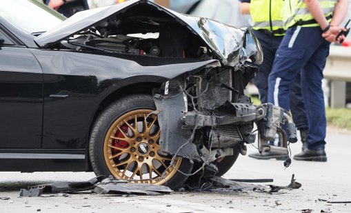 Кола и ТИР се сблъскаха край Враца, има един загинал 