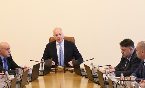 Желязков откри нова детска градина в Костинброд