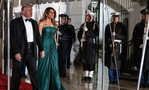 Пищен банкет в Белия дом в чест на саудитския принц, Мелания с фин жест СНИМКИ