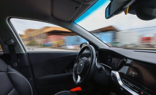 2025 година е рекордна за продажбите на нови леки автомобили в България