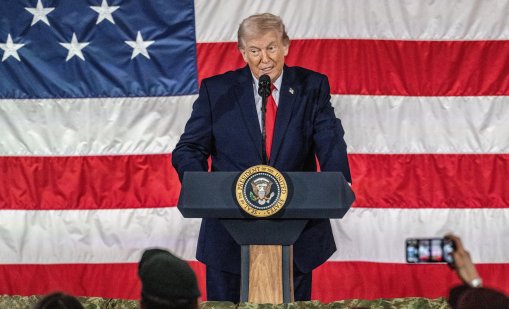 Непрякото участие на Тръмп в преговорите с Иран е от вътрешно значение за САЩ