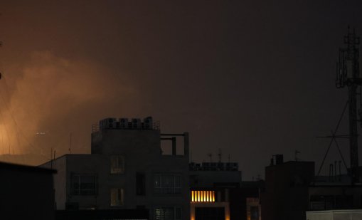 Стара рецепта, нов провал: Защо Тръмп не може да повтори 1991 година?