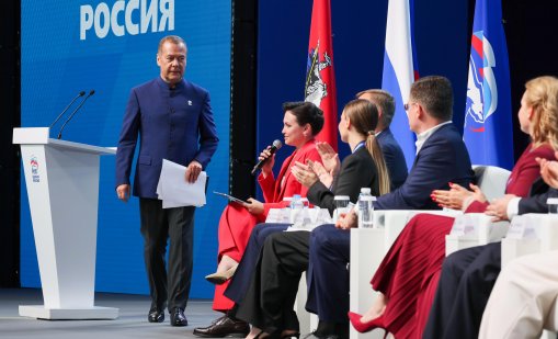 Медведев: В Украйна има "привлекателни цели" за въоръжените сили на Русия