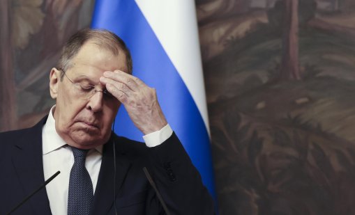 Лавров: Няма да е възможно да се решат проблемите на колективната сигурност без Русия