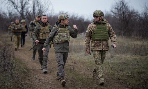 С Донбас в опасност, Европа трябва да окаже натиск върху Русия сега