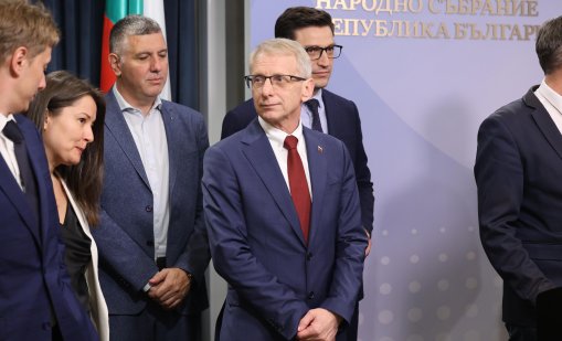 Денков предупреди: Протестите ще стават все повече, могат да прераснат и в бунтове