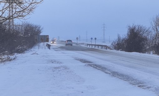 АПИ: Шофьорите да тръгват с оборудвани за зимни условия автомобили