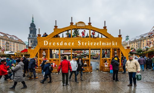 Потопете се в магията на най-стария коледен базар в света