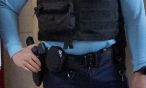 "Учител на годината" преследвал и написал над 60 любовни писма на 11-годишна в САЩ