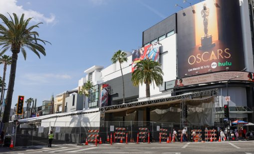 Какви правила спазват хората "пълнеж" на лъскавите церемонии?