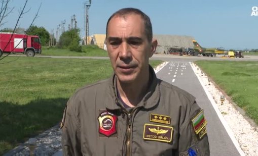 Майор Тодоров за F-16: Летим всеки ден, но натоварването е голямо