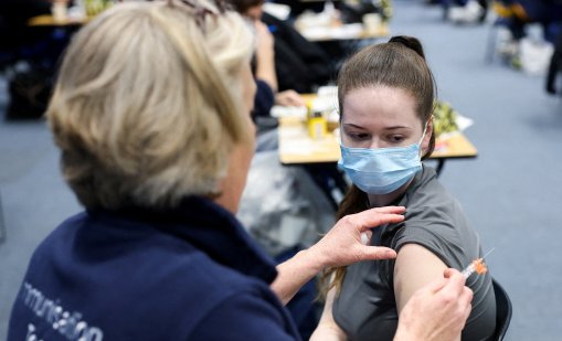 Случаите на менингит B във Великобритания намаляват