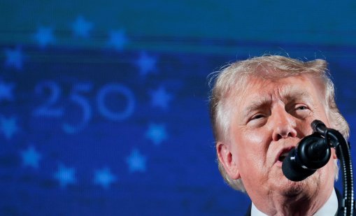 Тръмп с пламенна реч за 250 г. Америка: Комунизмът е заплаха за US народа СНИМКИ