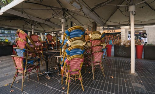 Как Барселона води война срещу туристите на Ла Рамбла