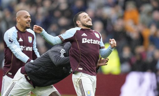 Астън Вила прекъсна серията на Арсенал с гол в края