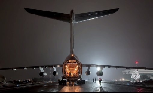 Руският самолет Ил-76 има разрешение и за прибиране, министър не се съмнява в целта му