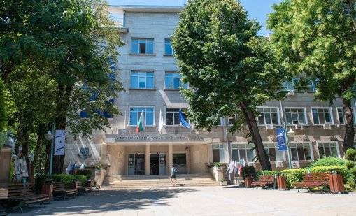 Проф. Тончев: До 10 години гръбначно-мозъчните травми ще бъдат лечими