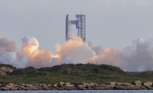 Старбейс, където е седалището на SpaceX, иска собствен полицейски отряд