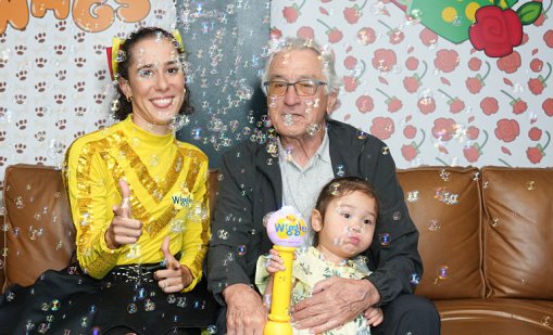 От Робърт де Ниро до Мик Джагър – кои са най-възрастните татковци в Холивуд