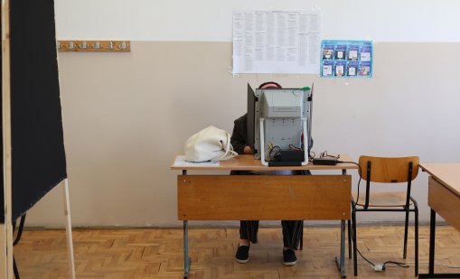 Галъп при избори днес: Радев начело с 29,8%, ГЕРБ - 19,6%,  ПП-ДБ &ndash; 11.0%