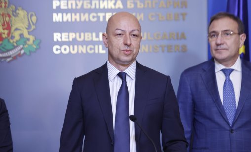 Икономист за свръхдефицита: Решението е взето, съобщението е формално