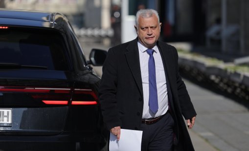 Дечев: Пеевски трябва да бъде разпитан по сигнала на българската европрокурорка