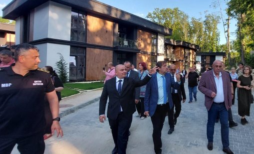Какво могат да предприемат закупилите апартаменти в "незаконния град" във Варна?