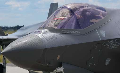 Сериозен технически проблем за F-35: част от американските изтребители не могат да летят