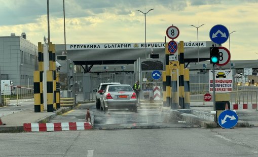 18 км тирове пред "Капитан Андреево": колоната вече подминава Свиленград